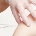 ‘Mantelzorgers ook met voorrang vaccineren’