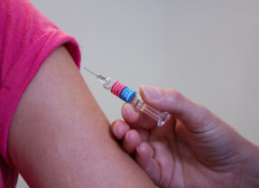 NVDA opent meldpunt vaccinatiehulp