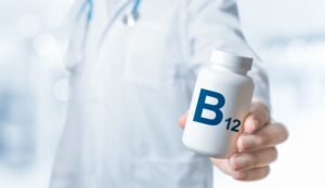 Waarom alle ouderen vitamine B12 op hun winterchecklist moeten hebben?